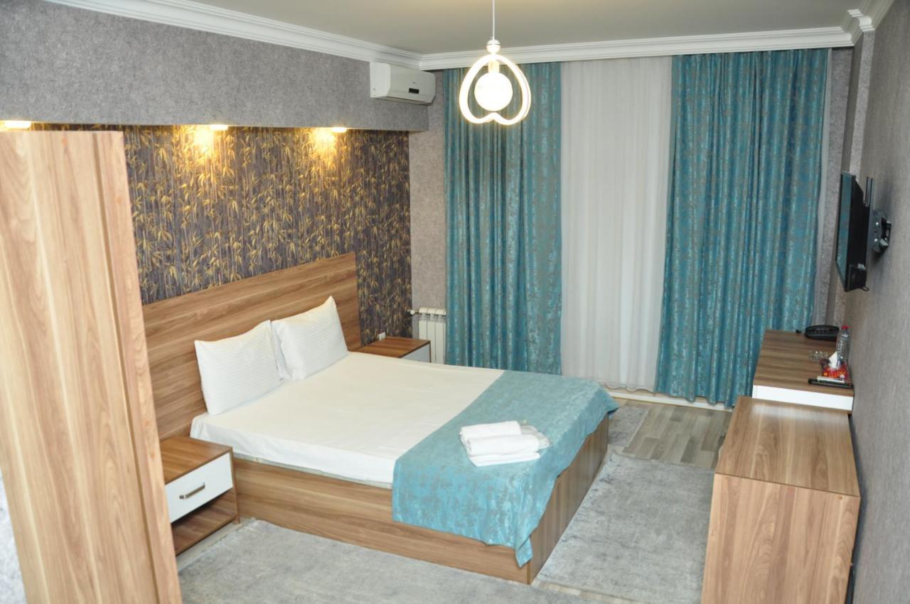 Gallery Lux Hotel Baku Exterior photo