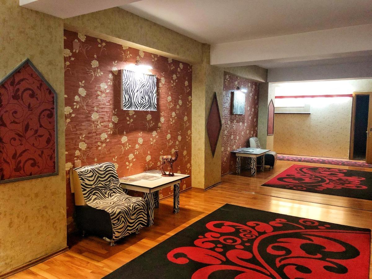 Gallery Lux Hotel Baku Exterior photo