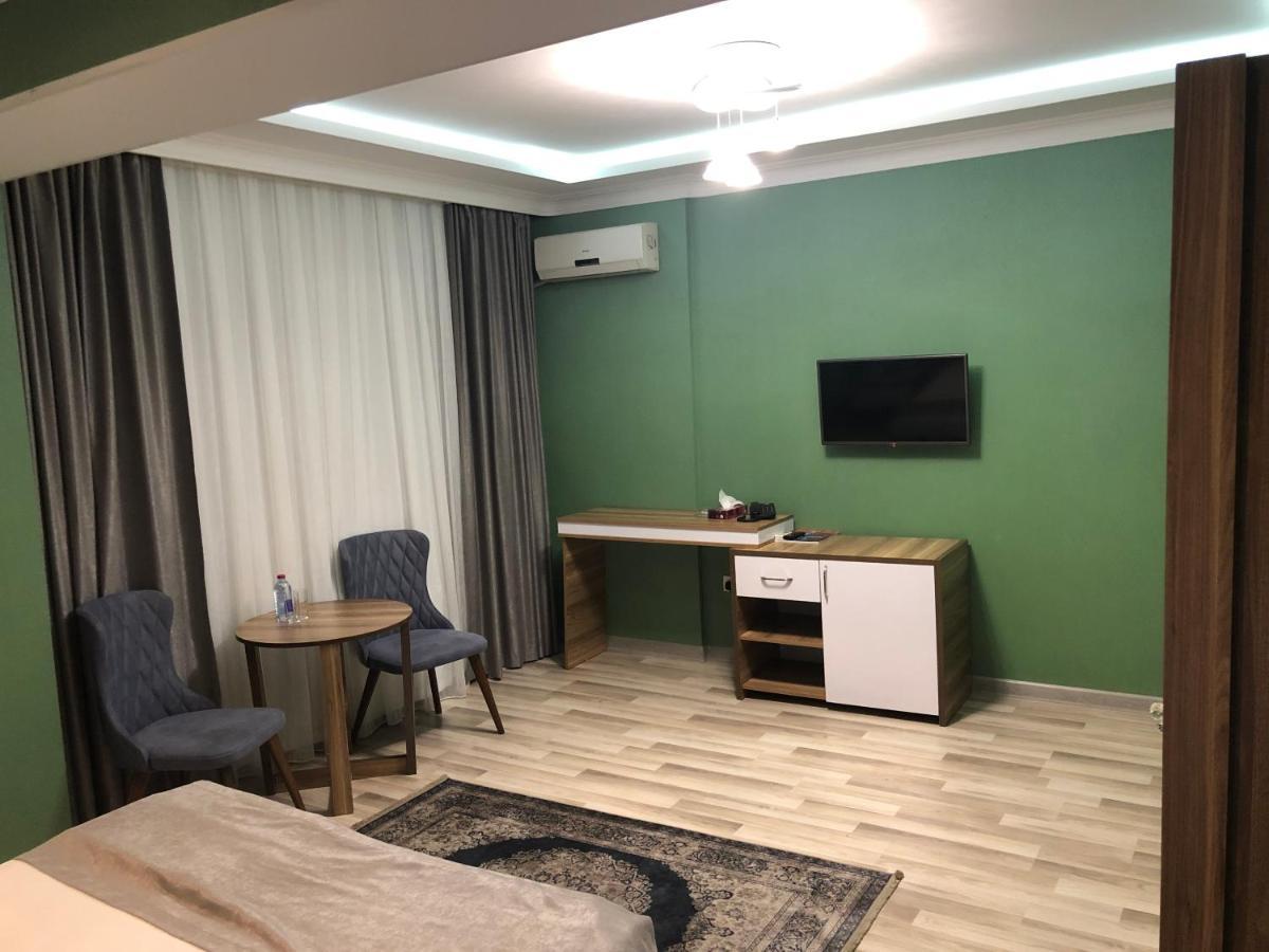 Gallery Lux Hotel Baku Exterior photo